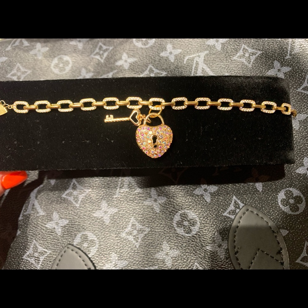 Luxury Lock and Key Charm Bracelet